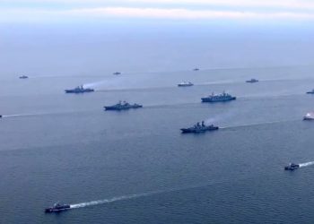Russia and China Pledge to Strengthen Military Ties
