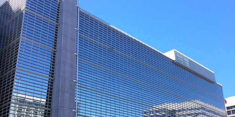 Europe and Central Asia Economic Growth Begin to Stabilize After Crisis
