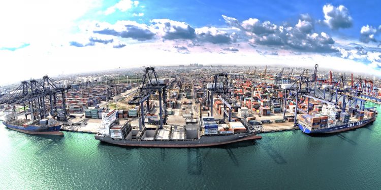 Flow of Goods Grows, Pelindo Revenue Reaches IDR 23.5 Trillion