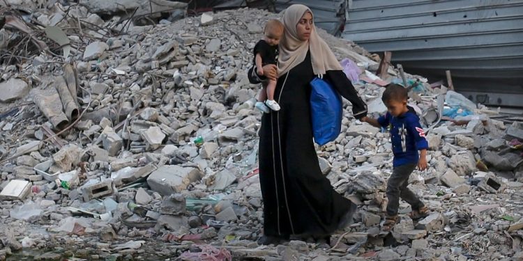 Gaza was Totally Destroyed, Hunger is Everywhere, Babies Died of Cold