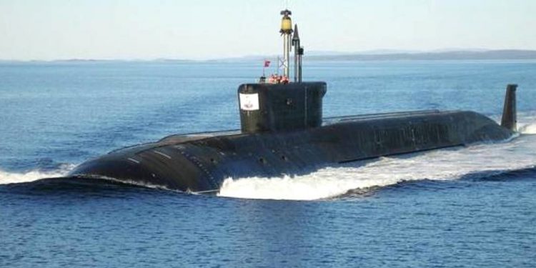 Russian Submarine Appears in Philippine Sea, President Macron Panic