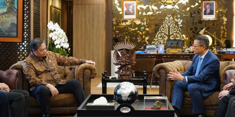 Hong Kong Explores Financial Investment Opportunities in Indonesia