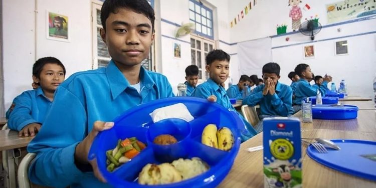 Indonesia Officially Launches Free Nutritious Meal Program
