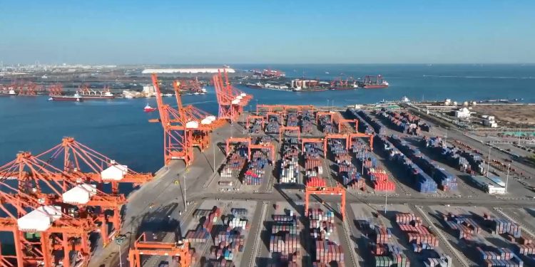 Trade War: China Officially Imposes Tariffs on 15 Percent of US Goods