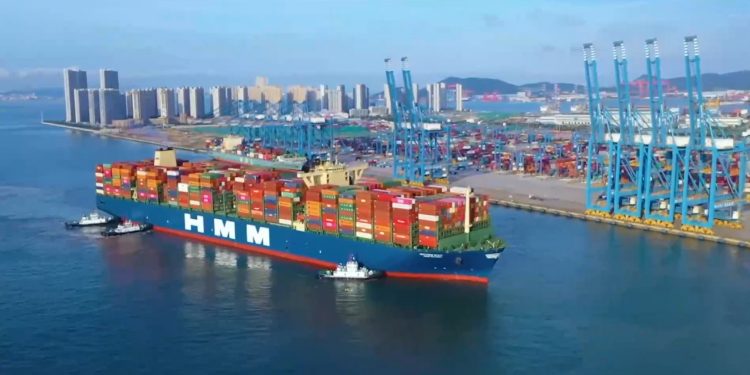 Trade War: China Fires Back Tariffs on Canadian Goods