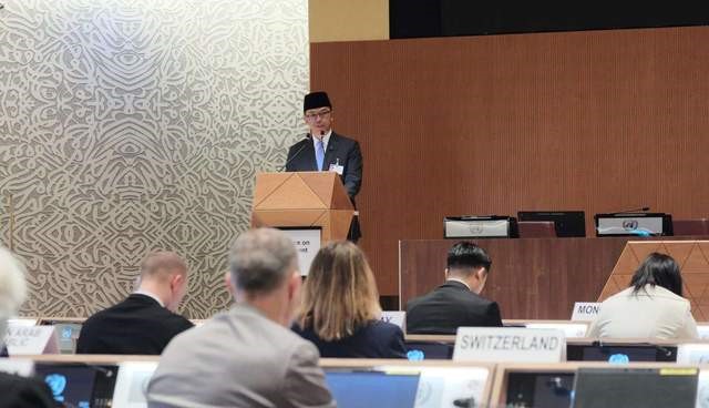 Indonesia Regrets the HCP Conference to the Fourth Geneva Convention, Why? 1 Indonesia Regrets the HCP Conference to the Fourth Geneva Convention, Why?