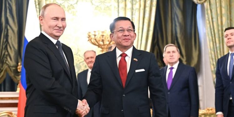 Myanmar Leader Backs Russia Against Ukraine