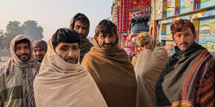 East European State Invites up to 150,000 Pakistanis, Why?