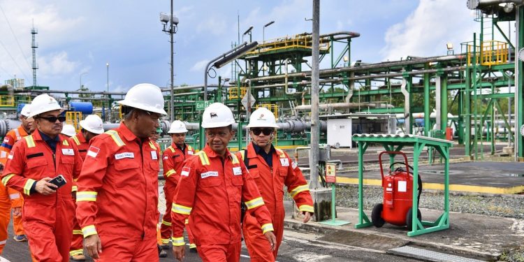 Bahlil Urges Italy’s ENI to Accelerate Strategic Gas Project, Targeting 1,500 MMscfd by 2028