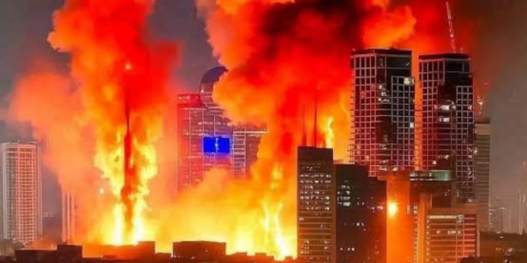 Tel-Aviv Burn, Iran Launches New Strikes on Israel