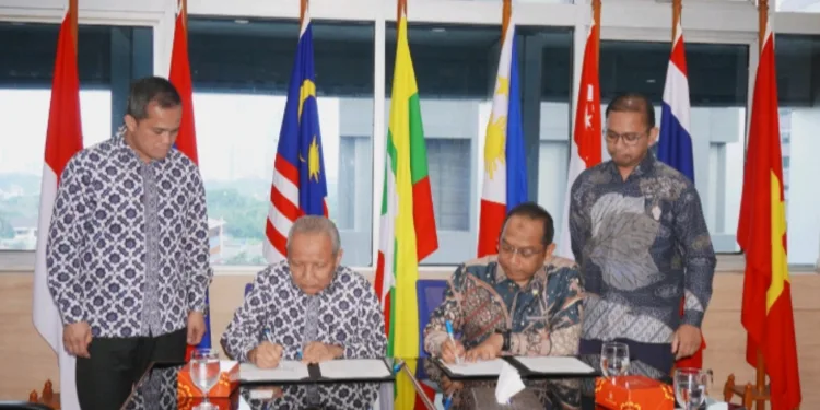 ASEAN Centre for Energy and Sampoerna University Forge Strategic Partnership