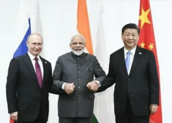 China Backs Trilateral Cooperation with Russia and India