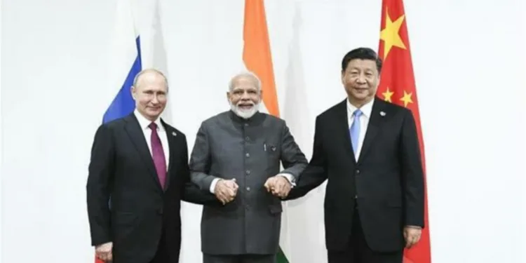 China Backs Trilateral Cooperation with Russia and India