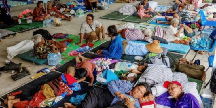 Thailand–Cambodia Border Conflict Triggers Humanitarian Crisis: Over 100,000 Displaced