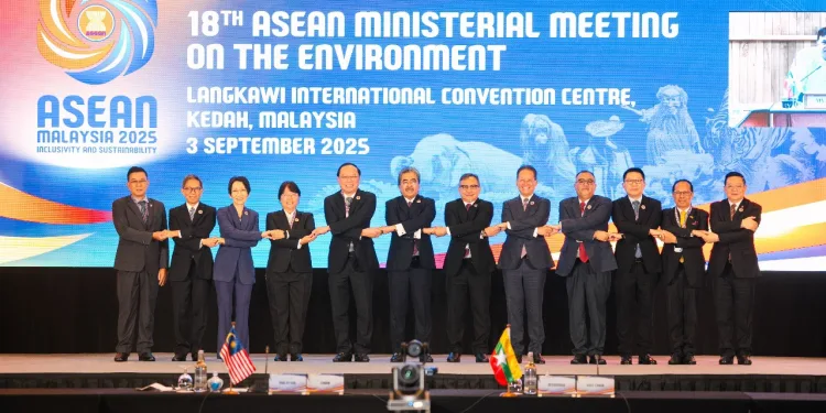 ASEAN Agrees to Strengthen Environmental Action