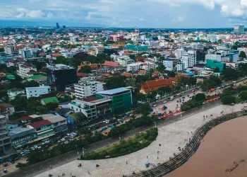 ADB Forecasts 3.7% Growth for Lao PDR Amid External Challenges   