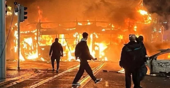 Riot Erupts in Dublin: City on Edge as Violence Flares