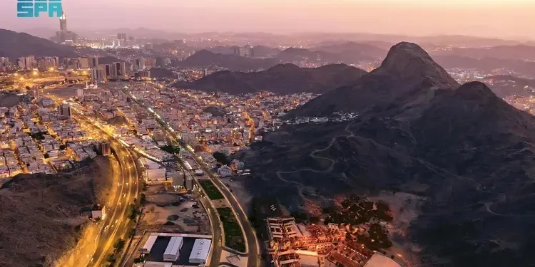 Path to Hira Cave: A Journey of Faith, Culture, and Breathtaking Views in Makkah