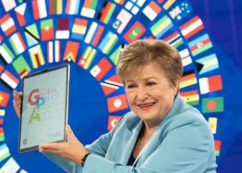 IMF Warning at APEC 2025: Global Debt Near WWII Levels as AI Boom Risks Market Shock