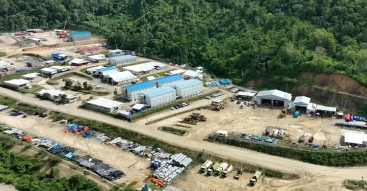 Indonesia’s Next Giant Gold Mine Begins Operations