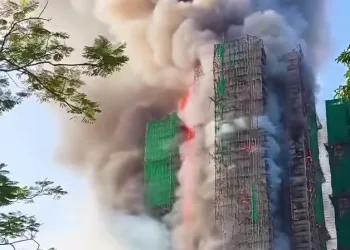 Hong Kong Burn: Dozens Dead, Hundreds Missing