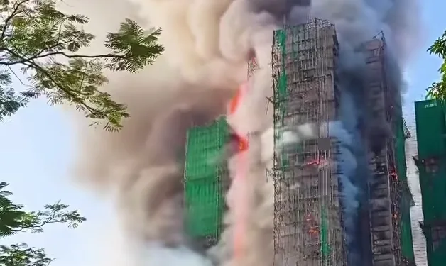Hong Kong Burn: Dozens Dead, Hundreds Missing