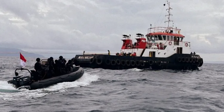 Indonesian Navy Seizes Two Illegal Nickel Ore Vessels Bound for IMIP
