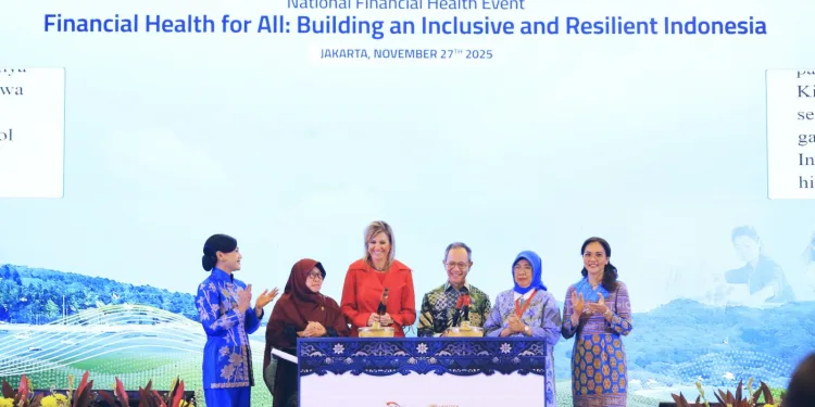 OJK and Queen Máxima Agree to Advance Financial Health Programs in Indonesia