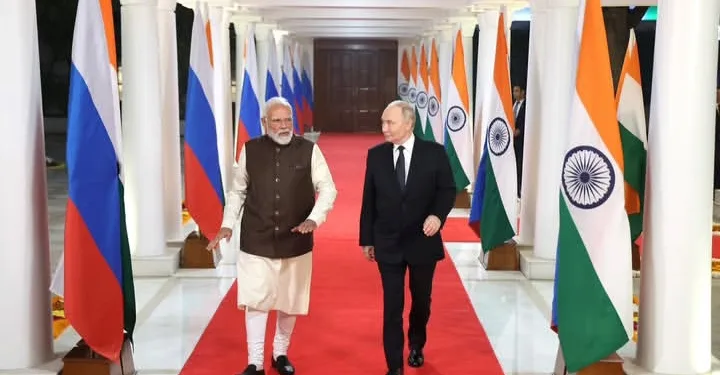 Putin and Modi Cement Ambitious Russia–India Trade Surge, Targeting $100 Billion