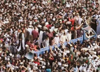 Bangladesh Unrest Spills Over: Protests Erupt in India as Diplomatic Tensions Rise