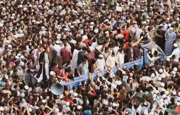 Bangladesh Unrest Spills Over: Protests Erupt in India as Diplomatic Tensions Rise
