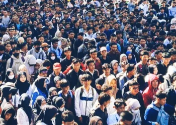 Indonesia’s Job Market Crisis Deepens