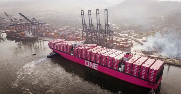 Mexico Raises Import Tariffs to 35%, Asian Exporters Face Growing Risks