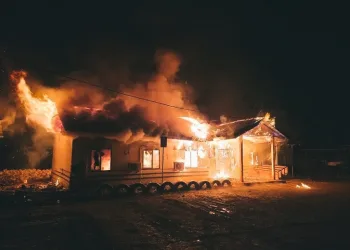 Chaos in Morowali: Nickel Mining Company Office Burned Down by Mob
