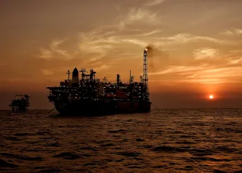 Asia-Pacific Oil Glut Sends Indonesia’s Crude Price Sliding