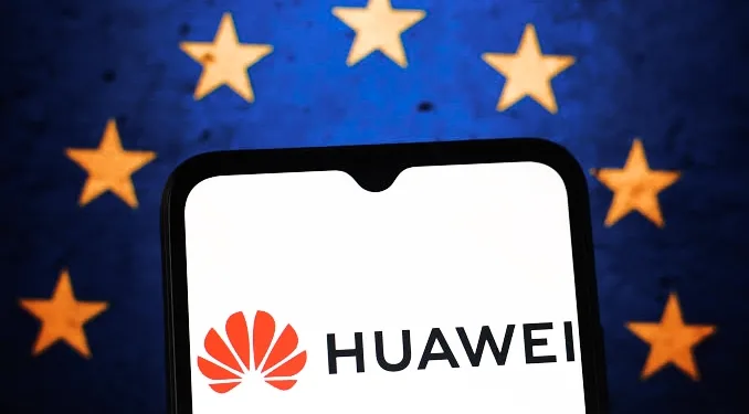 Global Tech War Escalates: U.S. Pushes EU to Phase Out Huawei and ZTE, China Angry