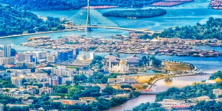 Brunei Offer Fully Funded Scholarships for Indonesian Students