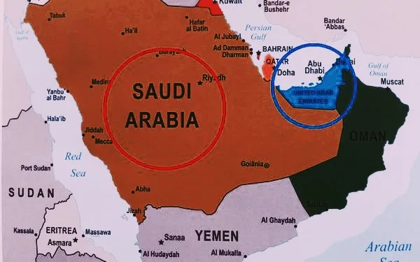 Gulf on Edge: Saudi Arabia and the UAE Return to Confrontation 1 Gulf on Edge: Saudi Arabia and the UAE Return to Confrontation