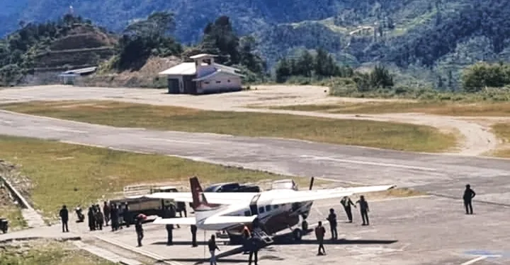 11 Airports in Papua Shut Down After Plane Shooting, Government Declares Extreme Security Risk