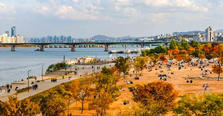 Indonesian Tourists to Enter South Korea Visa-Free