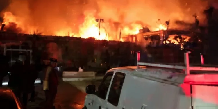 Tel Aviv in Flames: Iranian Missiles Pound Israel’s Financial Hub