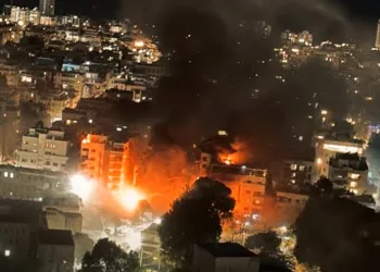 Tel Aviv Blackout: Iranian Missile Barrage Sets Israel’s Sky Ablaze