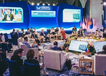 ADB Signals Up to $10 Billion Push for ASEAN