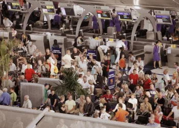 Middle East War Shocks Global Travel: Over 4,500 Foreign Tourists Stranded in Thailand