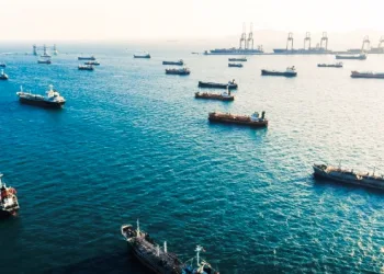 Ceasefire is No Guarantee: Hormuz Remains a High-Risk Zone