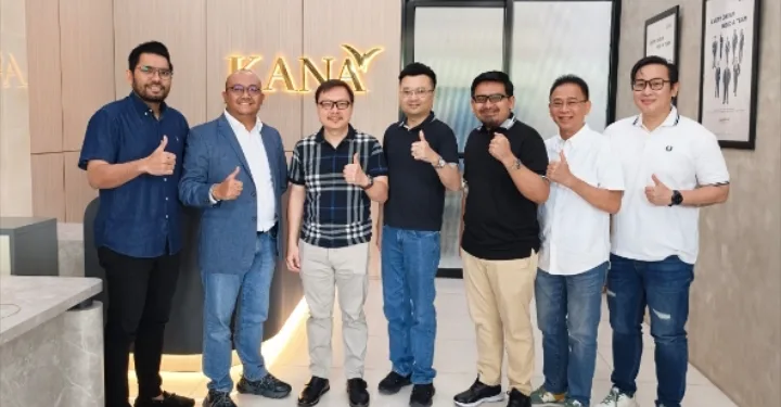 Coordinating Ministry for Community Empowerment Studies Governance of Kana Cooperative in Surabaya