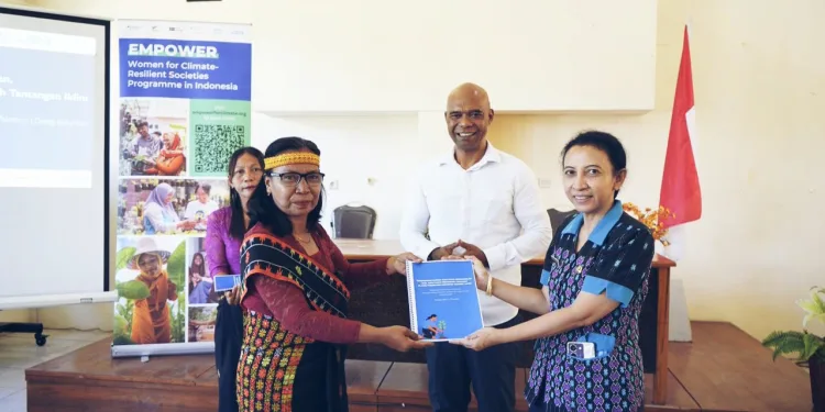 FAO and UN Women Kick Off Year of Woman Farmer Campaign in Indonesia