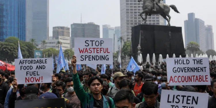 Indonesian Students Revive Reform-Era Protests, Mounting Pressure on Prabowo Government