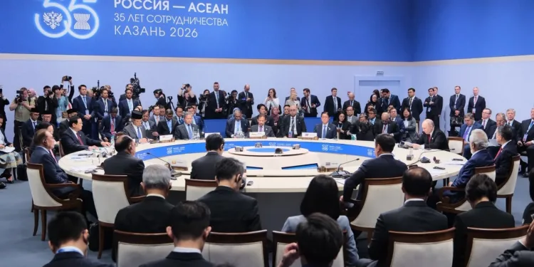 ASEAN, Russia Agree to Deepen Economic Cooperation Amid Global Uncertainty