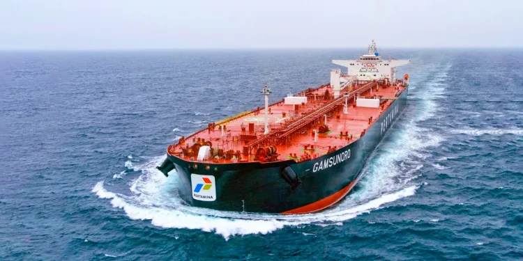 Hormuz Holds Its Breath: Indonesia’s Pertamina Safely Steers Energy Tanker Through Middle East Flashpoint